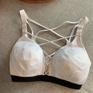 Victoria secrets sports bra